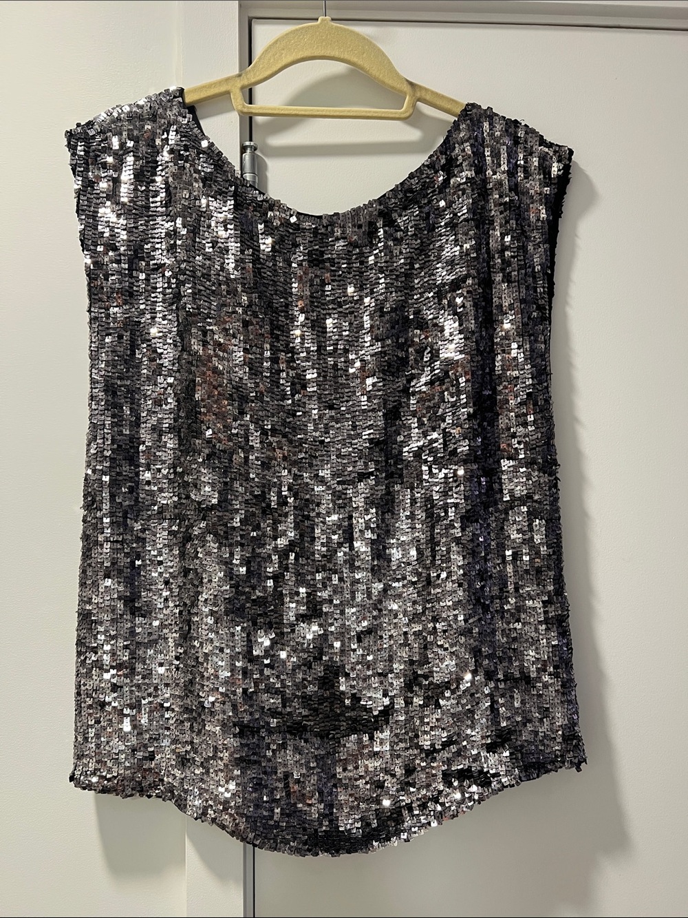 Alice + Olivia Silver and Black Sequin Top